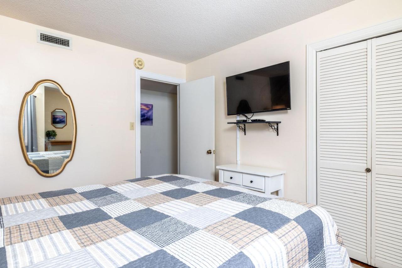 Wow Views!!-Mountain Escape-Outdoor Pool-Close To Downtown-Wifi-Cable-Private Balcony Gatlinburg Exteriör bild