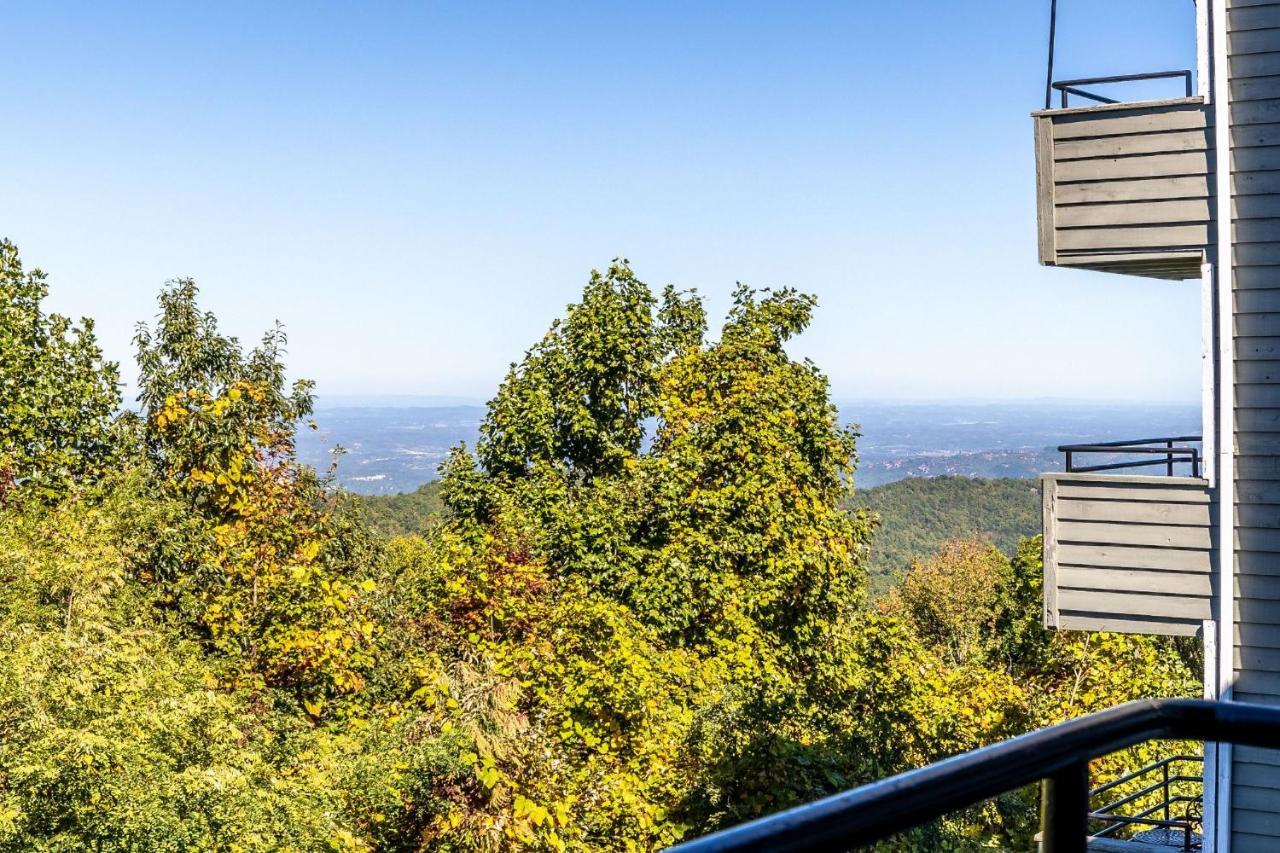 Wow Views!!-Mountain Escape-Outdoor Pool-Close To Downtown-Wifi-Cable-Private Balcony Gatlinburg Exteriör bild