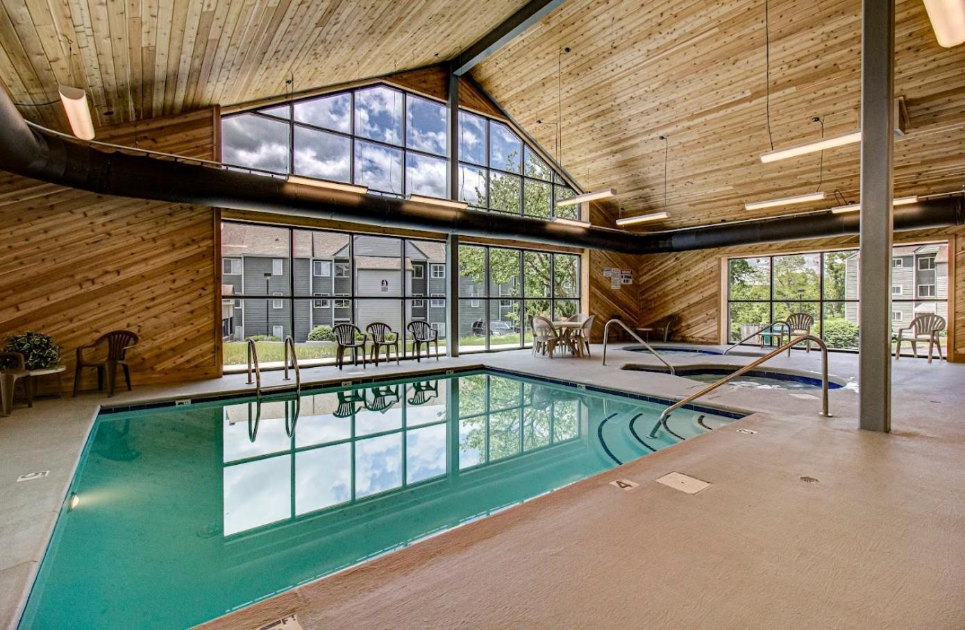 Wow Views!!-Mountain Escape-Outdoor Pool-Close To Downtown-Wifi-Cable-Private Balcony Gatlinburg Exteriör bild